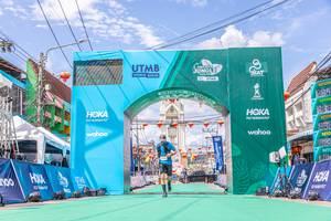 BIB: 883, 886, 198
                            <button type="button" onclick="openModal(21766662)" class="btn btn-primary btn-sm float-right btn-popup" data-toggle="modal" data-target=".modal-high-quality">
                        <i class="fas fa-shopping-cart"></i> Add to Cart
                    </button>
                                            <button type="button" onclick="isThisMe(21766662, true)" class="btn btn-success btn-sm float-right btn-popup btn-isme hidden" data-toggle="tooltip" data-placement="bottom" title="นี่คือรูปของคุณใช่ไหม คลิกที่นี่เพื่อเอาเข้าอัลบั้ม">
                        <i class="fas fa-plus"></i> Add to album
                    </button>
                    <button type="button" onclick="isThisMe(21766662, false)" class="btn btn-warning btn-sm float-right btn-popup btn-isnotme hidden">
                        <i class="fas fa-ban"></i> Remove from album
                    </button>